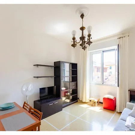 公寓 Joivy Lovely Flat With Balcony *