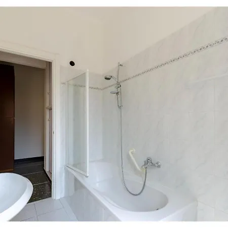 Apartment Joivy Lovely Flat With Balcony Rapallo