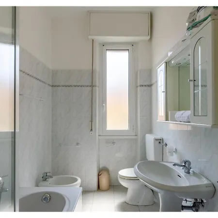 Joivy Lovely Flat With Balcony Apartment *