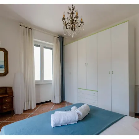 Joivy Lovely Flat With Balcony